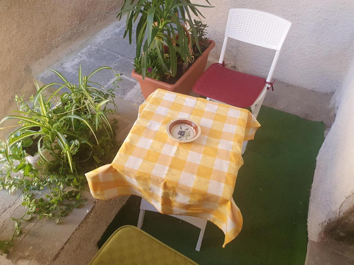 Locanda Dalla Compagnia ريوماجّوري المظهر الخارجي الصورة